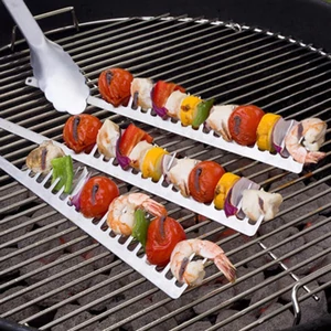 Grillnyárs 2 db, fésűs