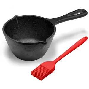 Öntöttvas pácoló, szószos lábas szilikon ecsettel ~0, 5 liter